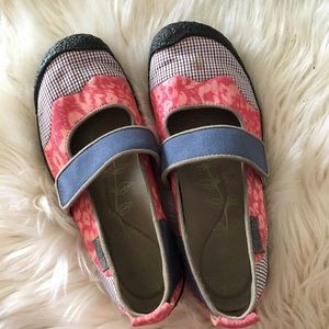 Women’s Keen quilted Mary Jane flats